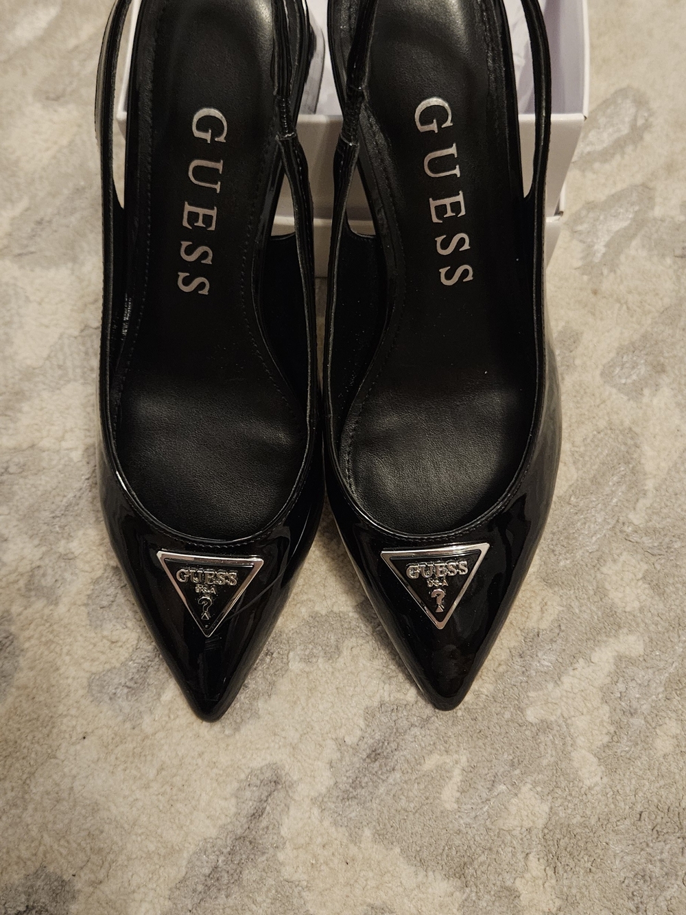 GUESS Black Patent Pointed-Toe Slingback Heels with Metallic Logo